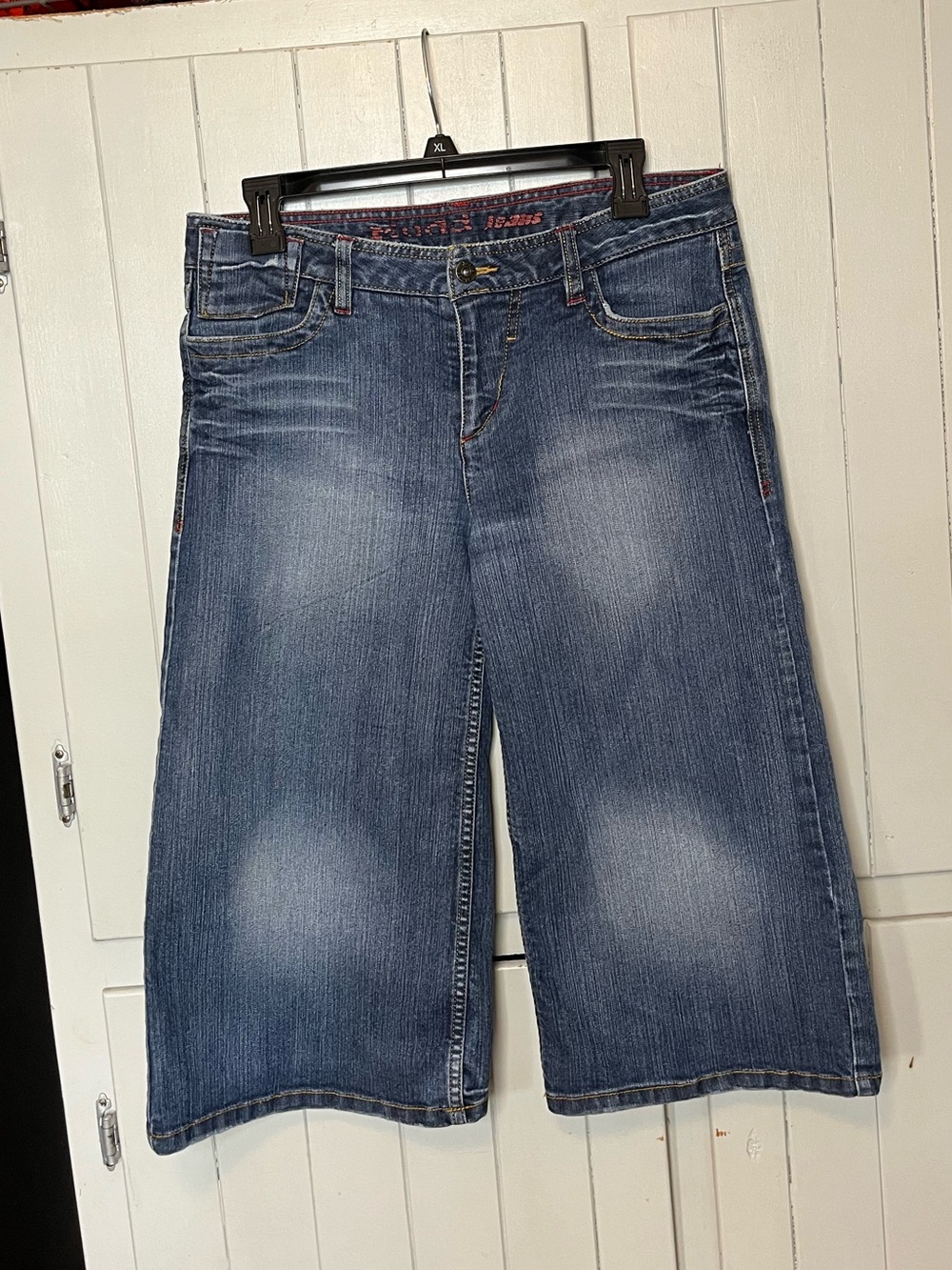 Mudd Jeans Wide Leg Embroidered Knee-Length Denim Shorts - Blue Size 11